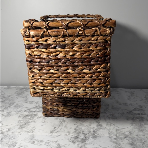 Woven Stair Step Basket Organizer with Handles - Picture 3 of 10